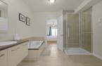 Salle de bains attenante à la CCP