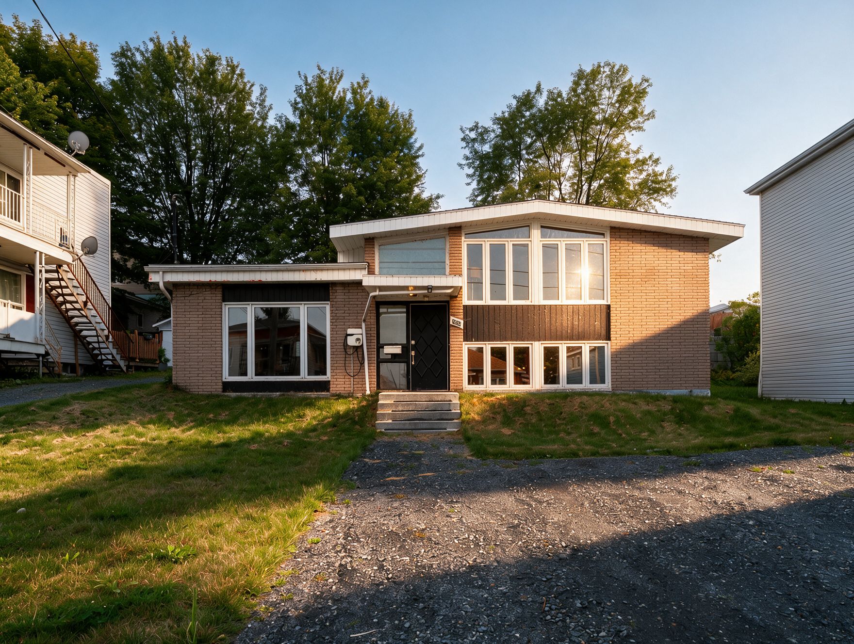 250 Rue Chassé — photo 1