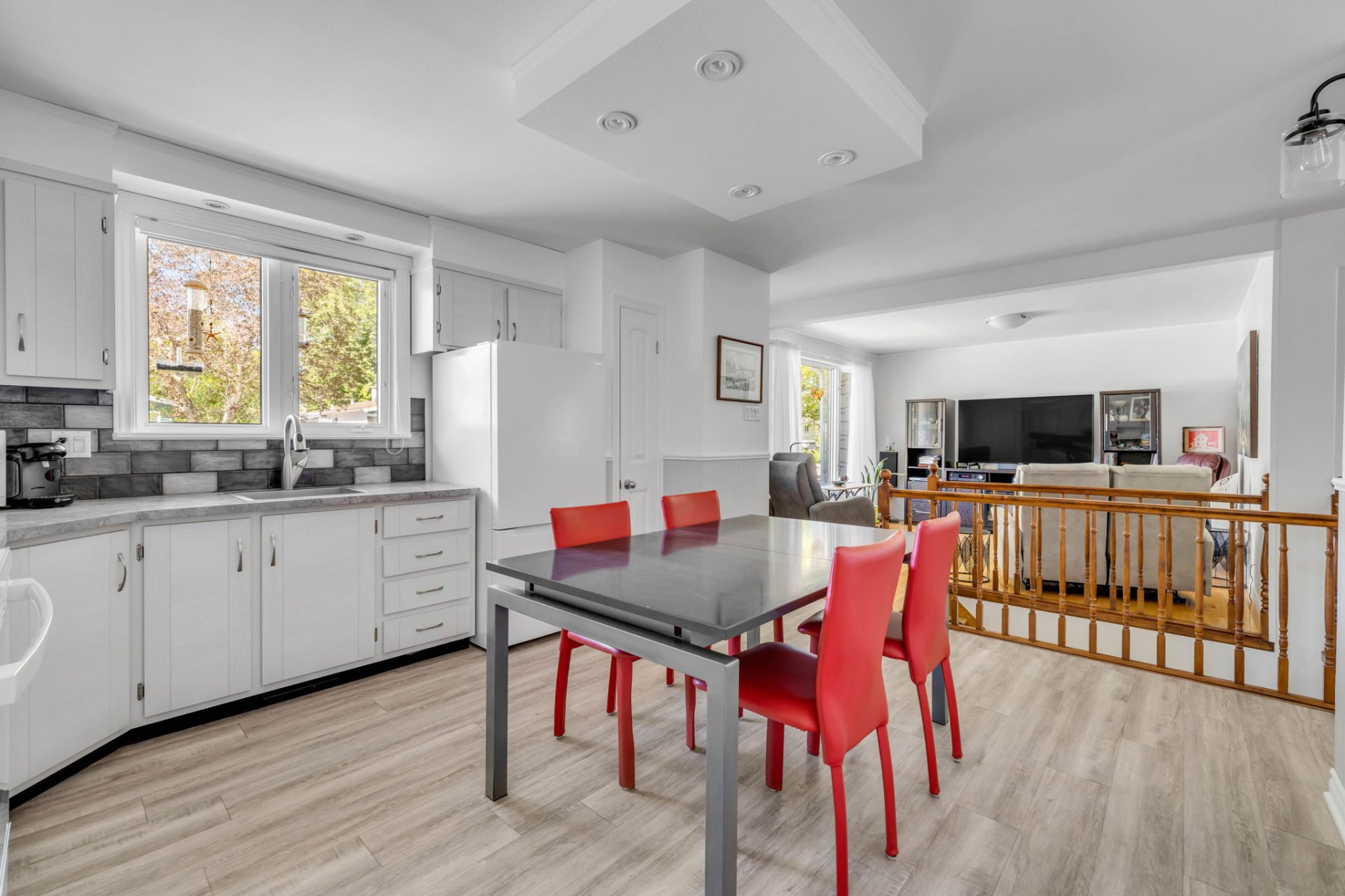 5168 Rue des Écureuils — photo 3
