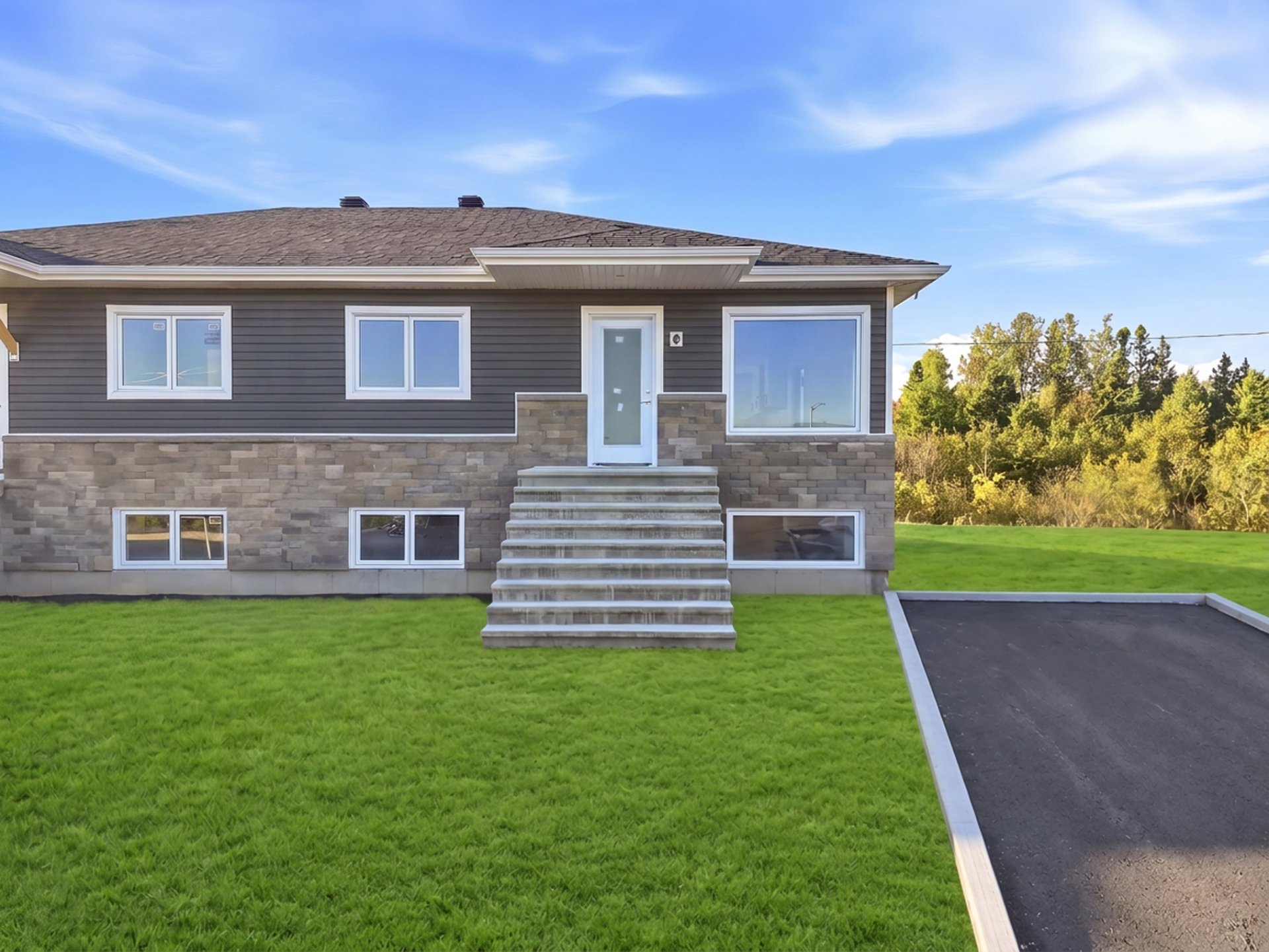 225 Rue de l'Aronia — photo 1