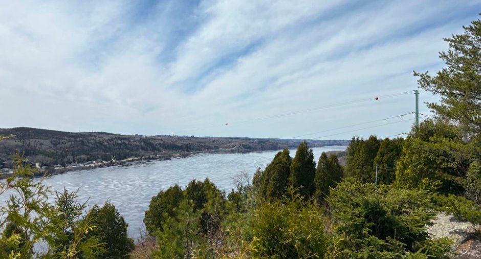 Vue sur l'eau