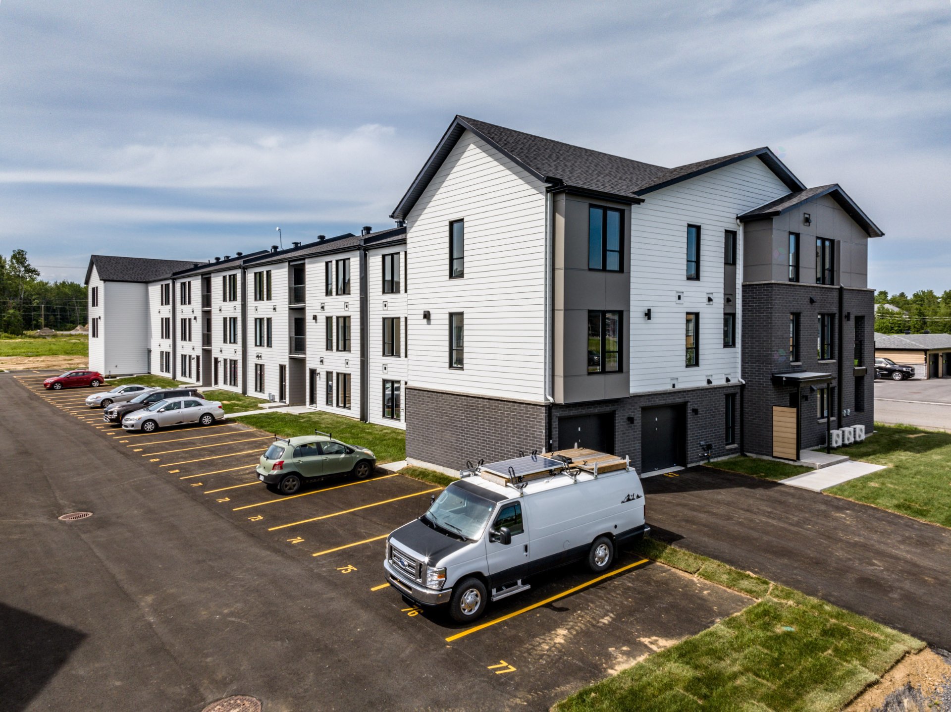 235 Rue Flavie-Poirier (#201) — photo 2