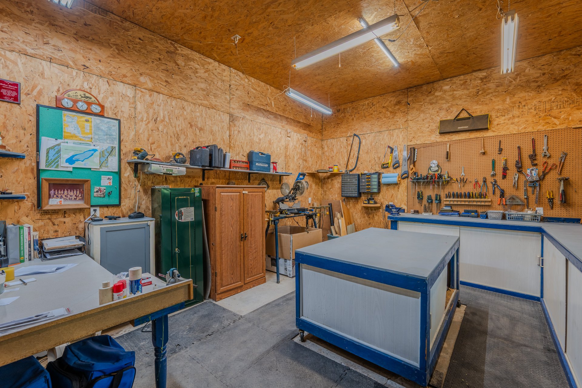 Garage