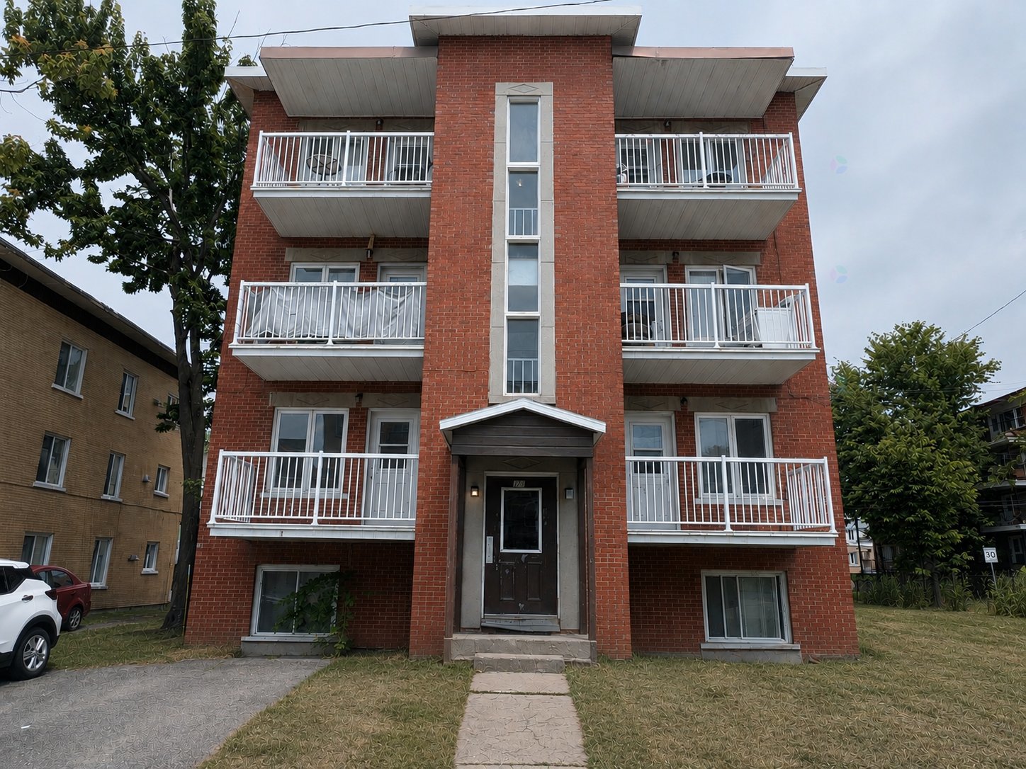 775 Av. Myrand — photo 1