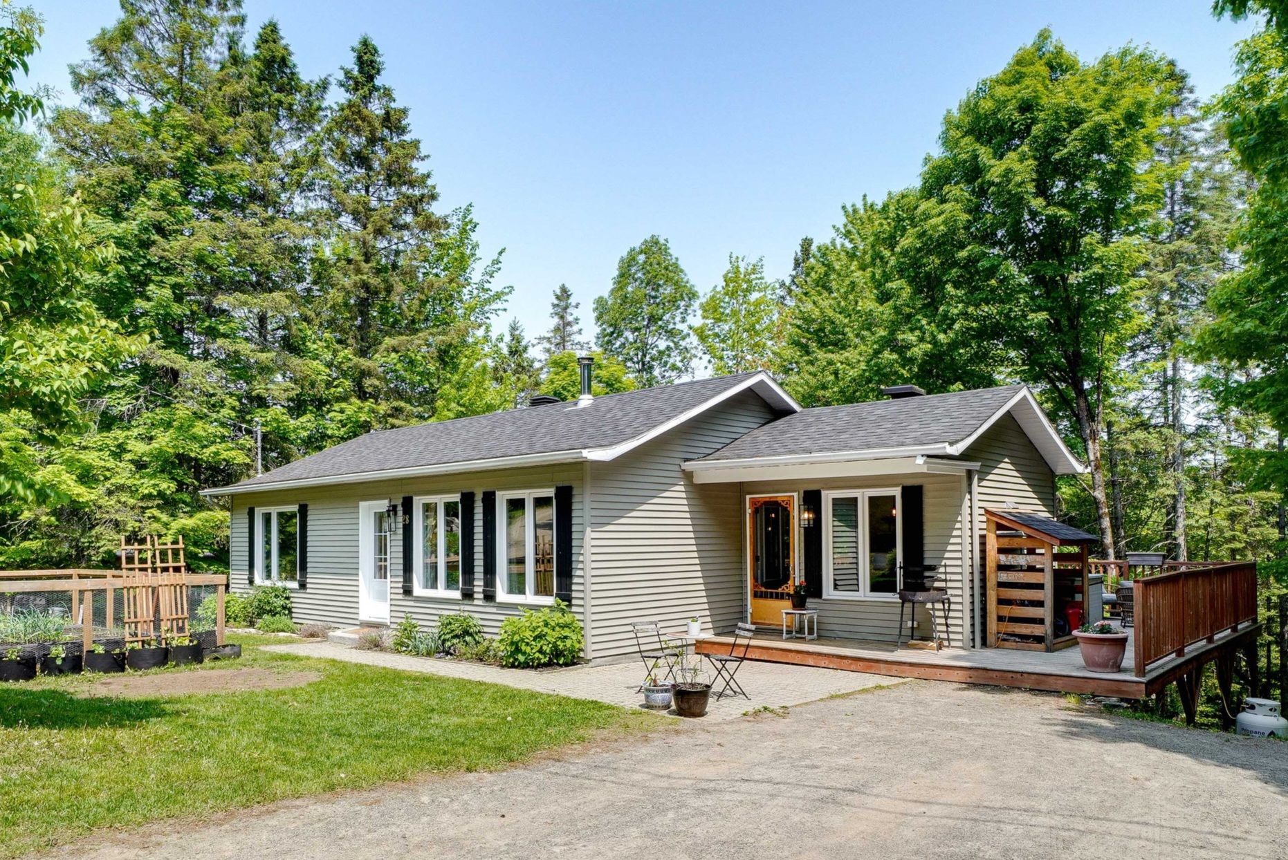 Maison de plain-pied à vendre, Morin-Heights