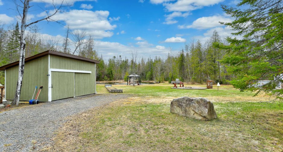 Shed