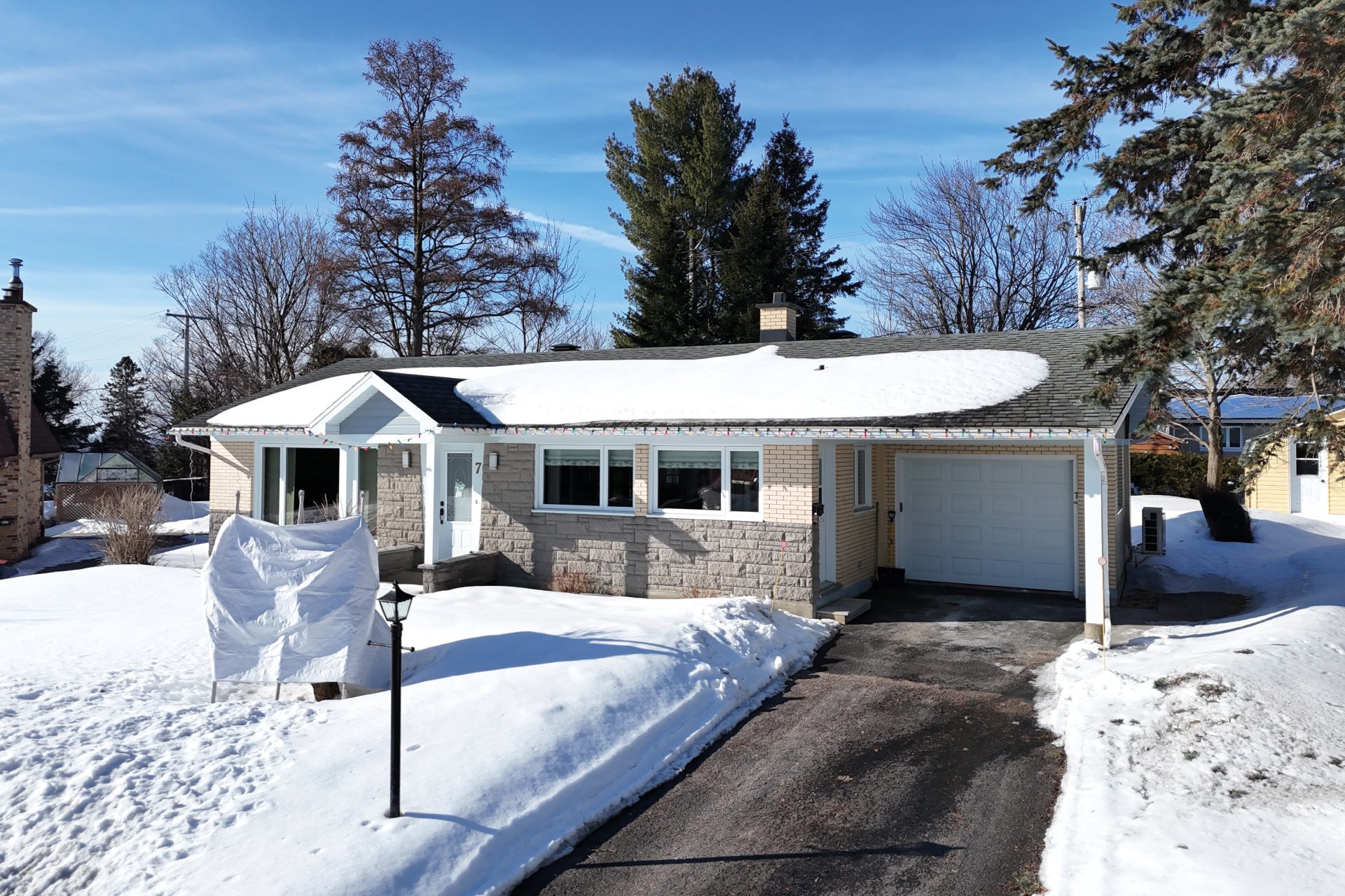 Bungalow for sale, Québec