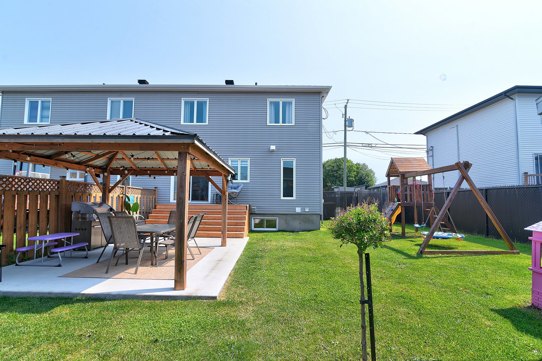 1212 Av. Bédard — photo 2