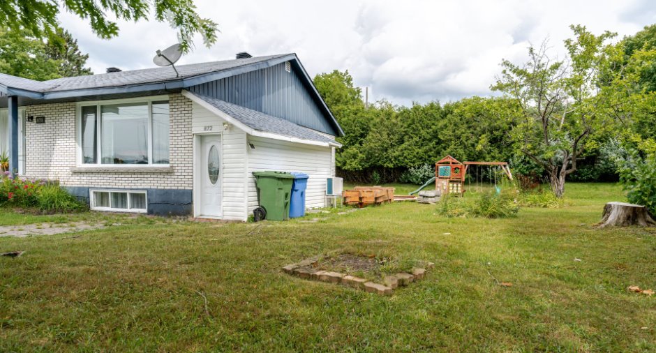 Cour
