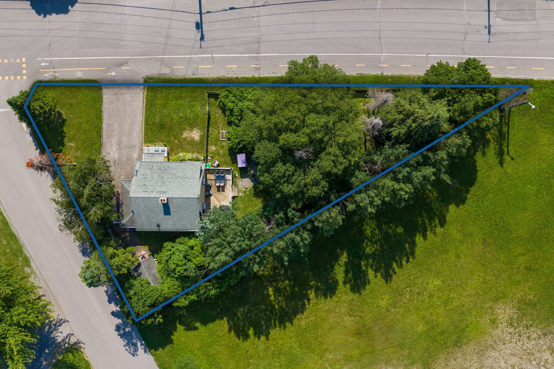 1207 Rue Poirier — photo 3