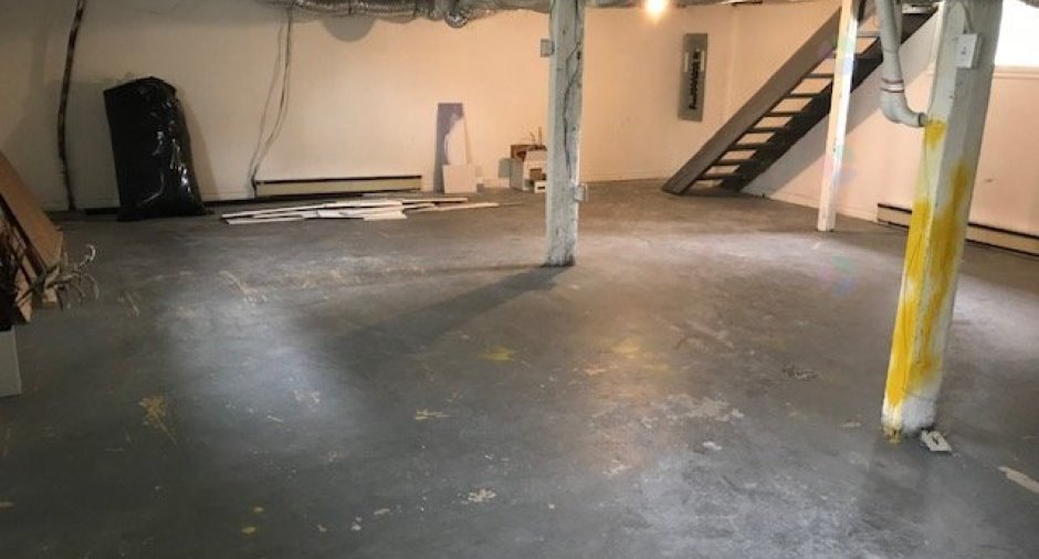 Cave/ chambre froide