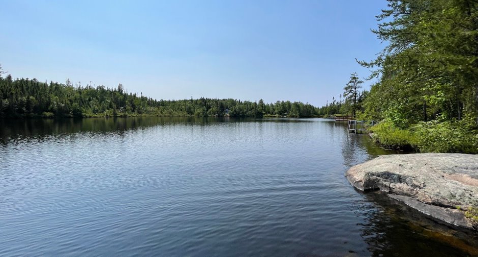 Vue sur l'eau