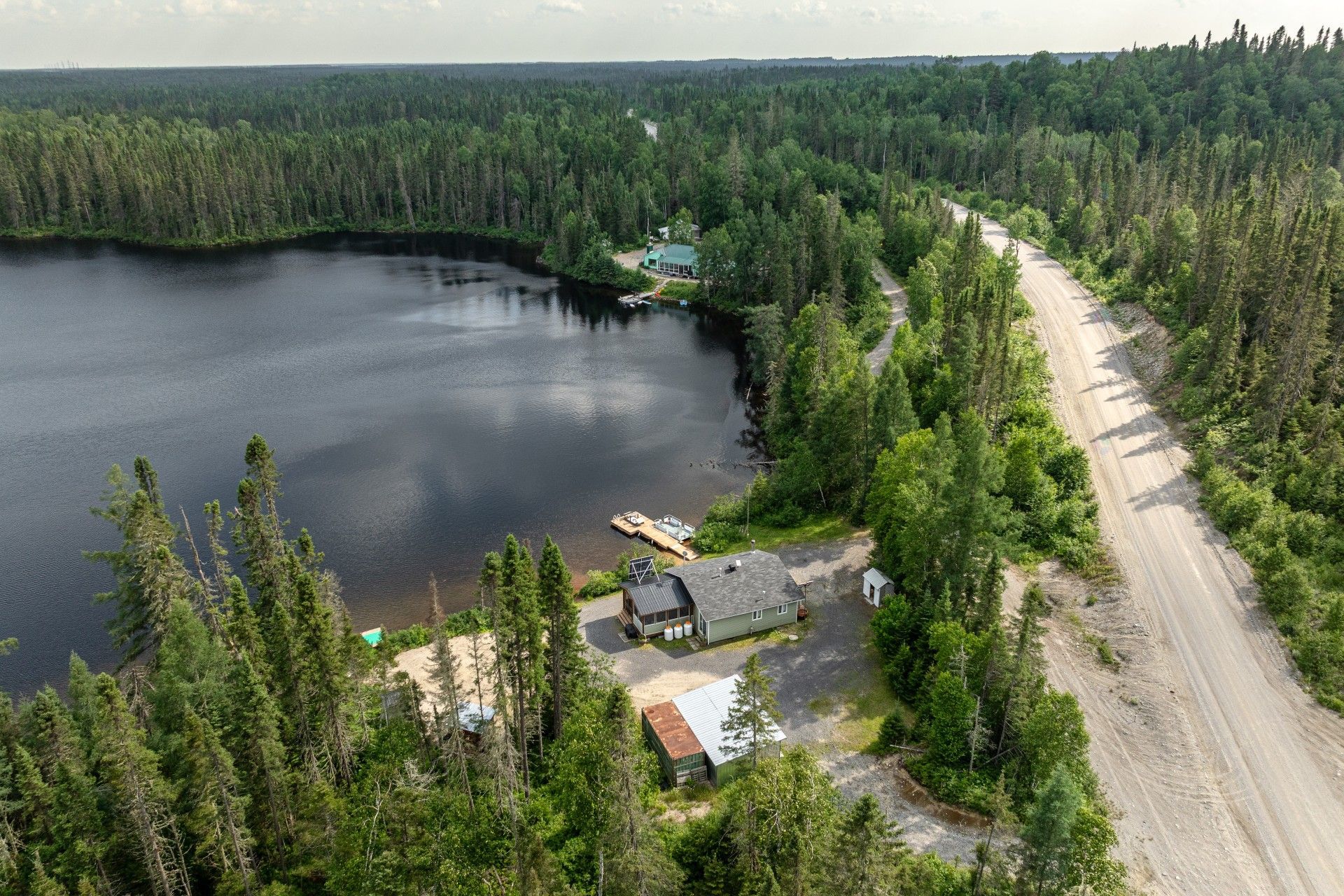 663 Ch. du Lac-à-l'Ours — photo 1