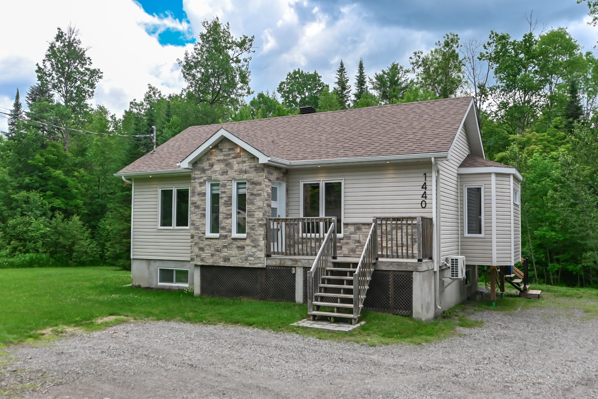 Bungalow for sale, Sainte-Sophie
