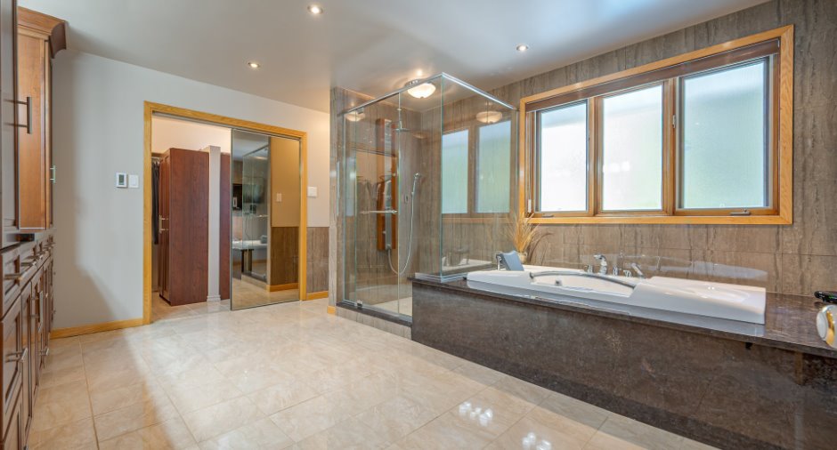 Salle de bains attenante à la CCP