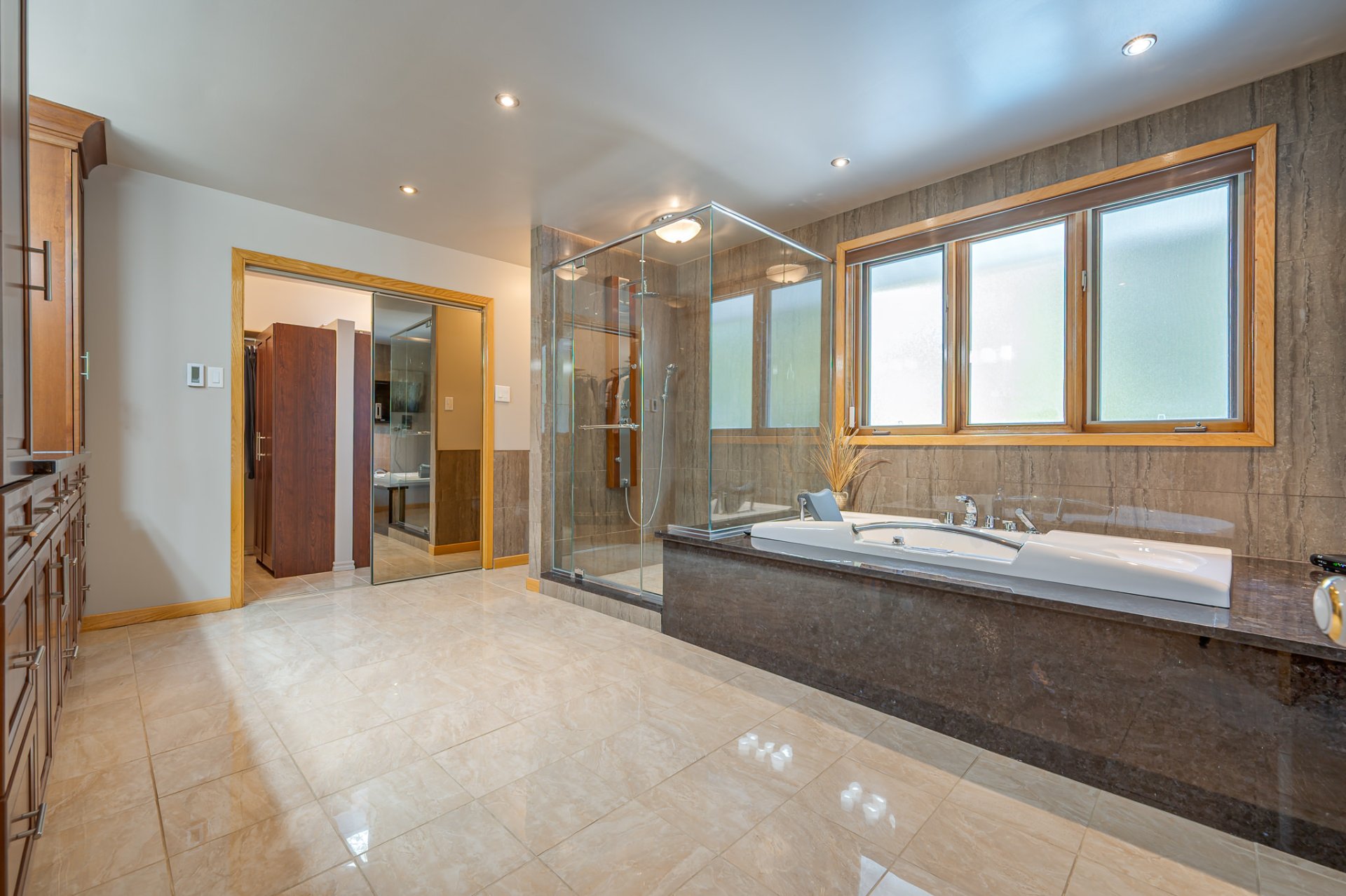 Salle de bains attenante à la CCP