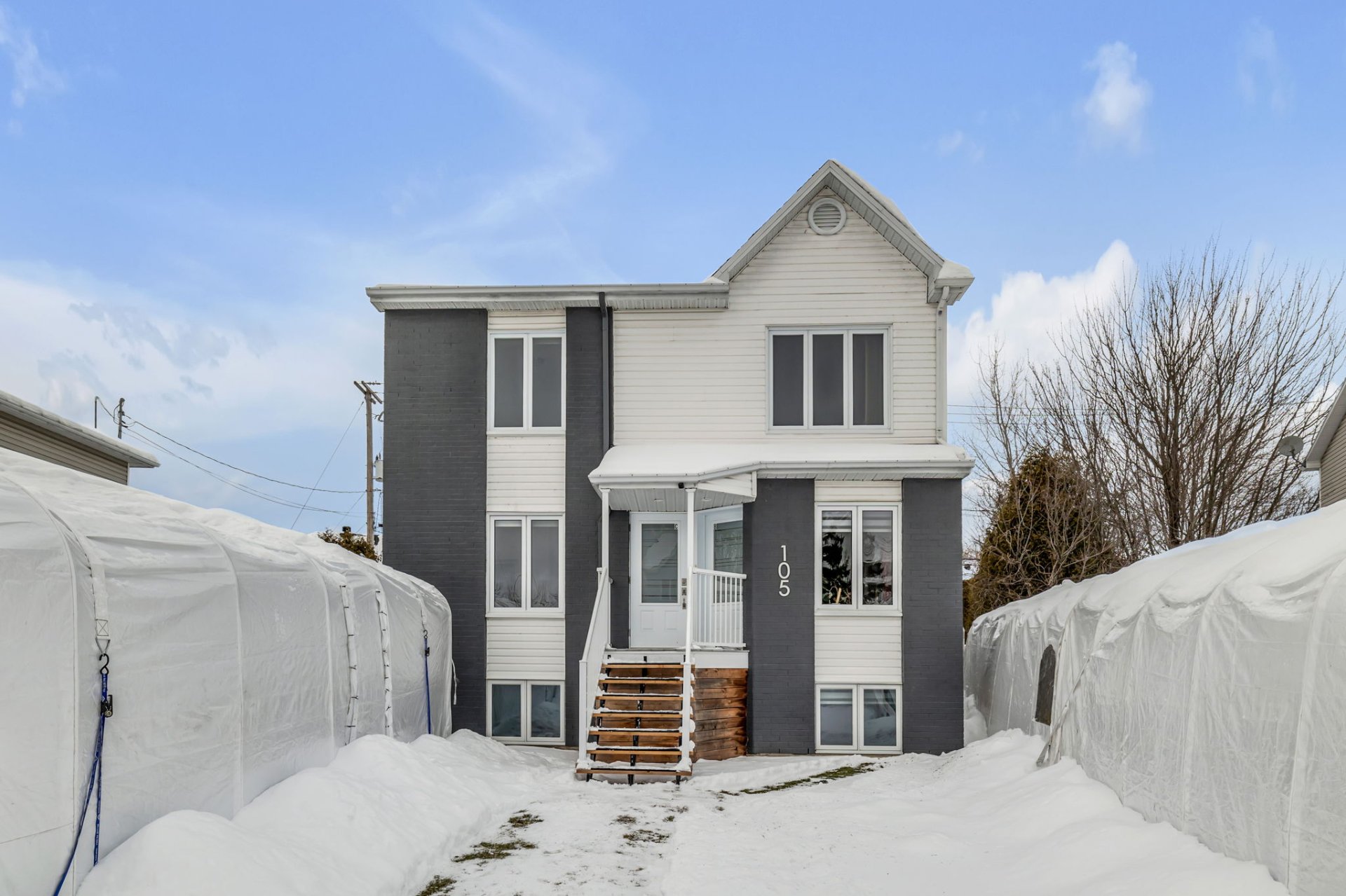 Triplex à vendre, Saint-Augustin-de-Desmaures