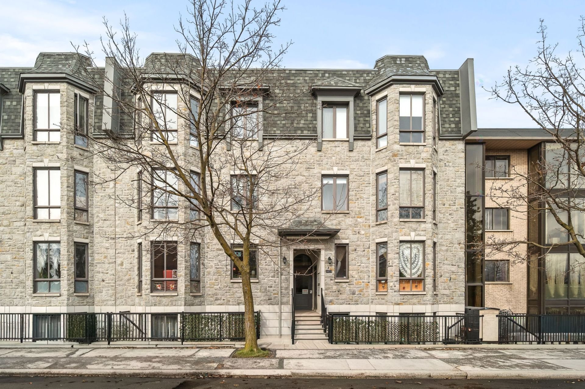 1853 Rue Davidson (#2) — photo 1