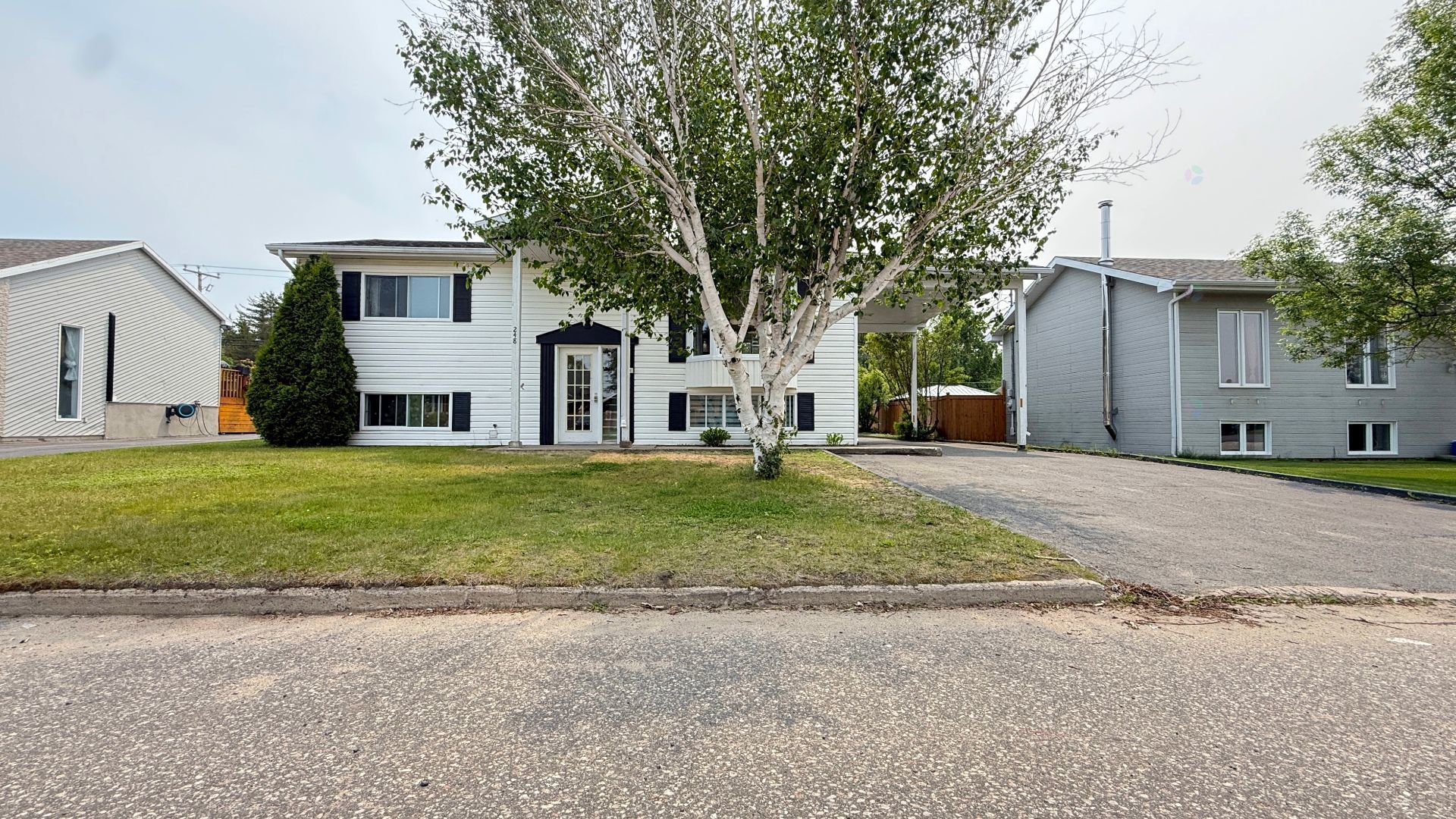 248 Rue Holliday — photo 3
