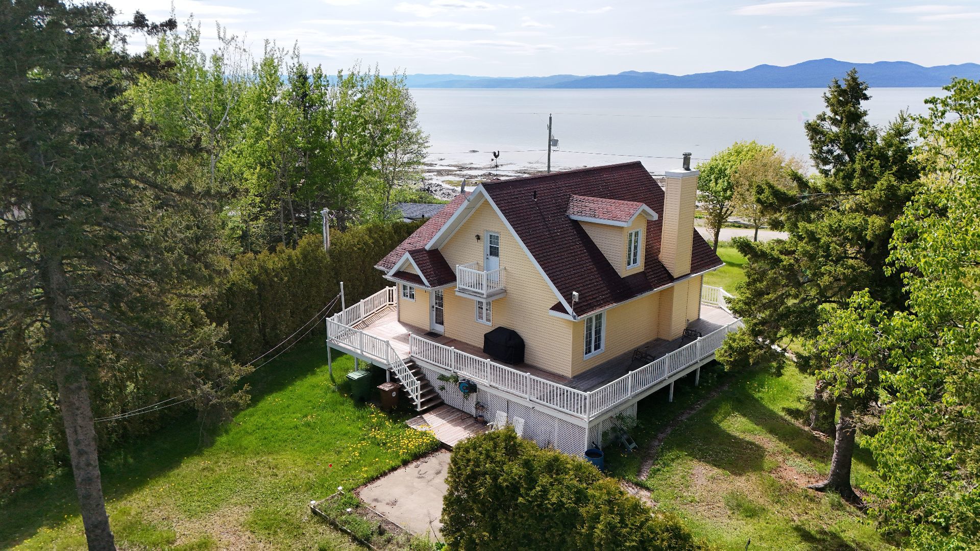 202 Ch. de la Pointe — photo 1