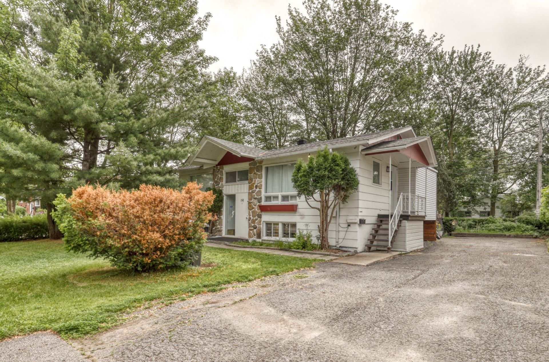 Quadruplex à vendre, Notre-Dame-des-Prairies