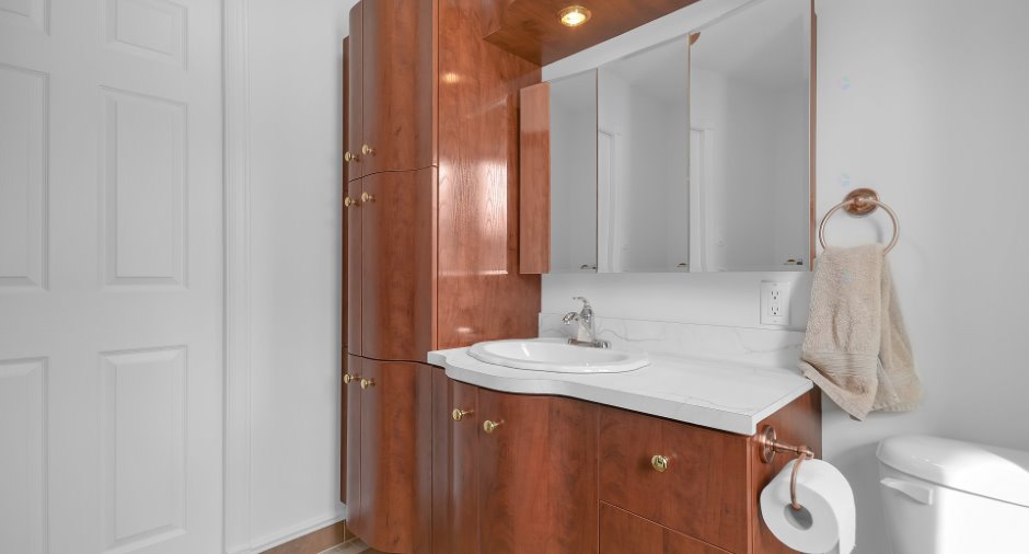 Ensuite bathroom