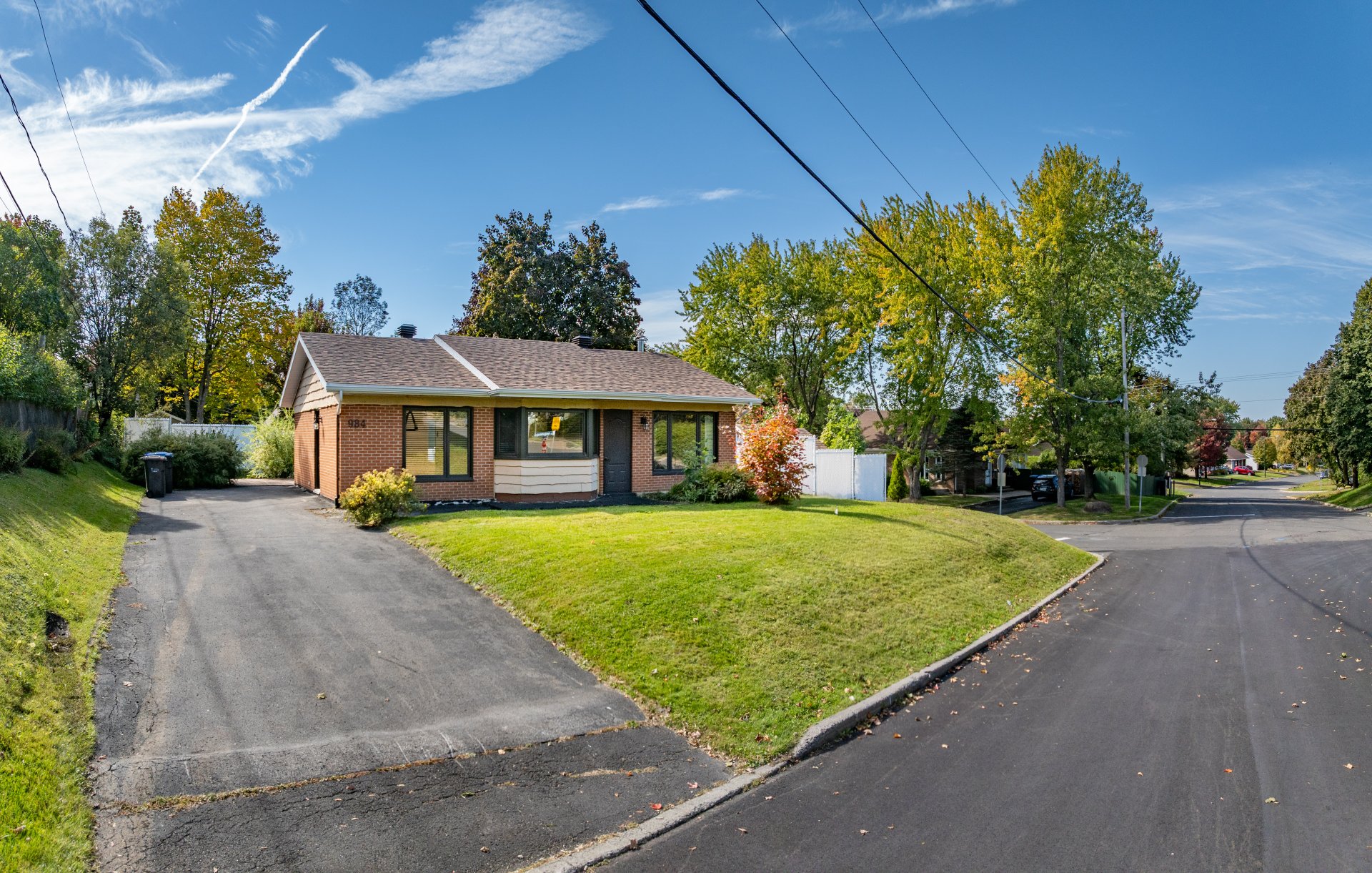 984 Rue André-Gérin-Lajoie — photo 1