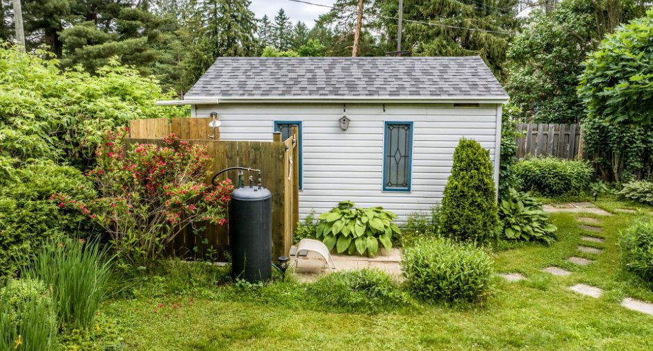 Shed