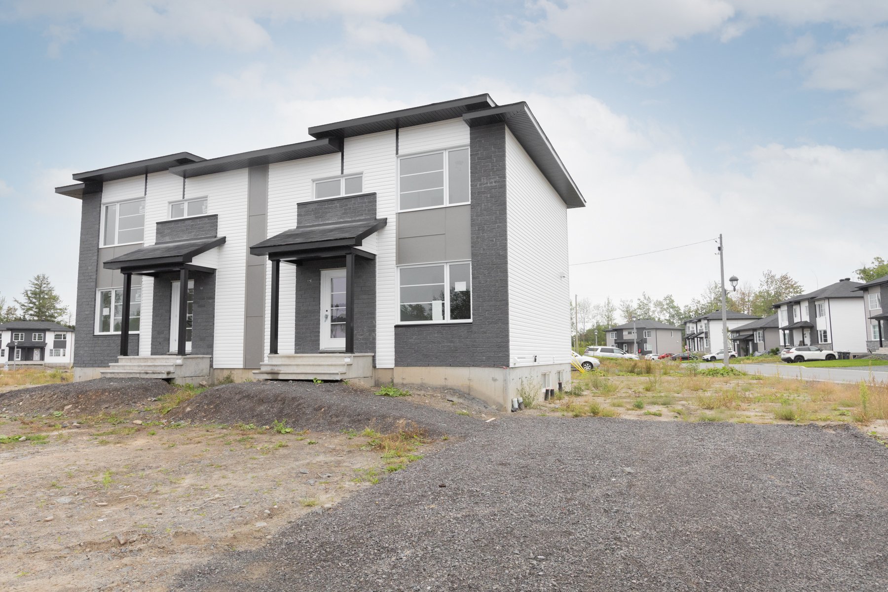 Two or more storey for sale, Québec