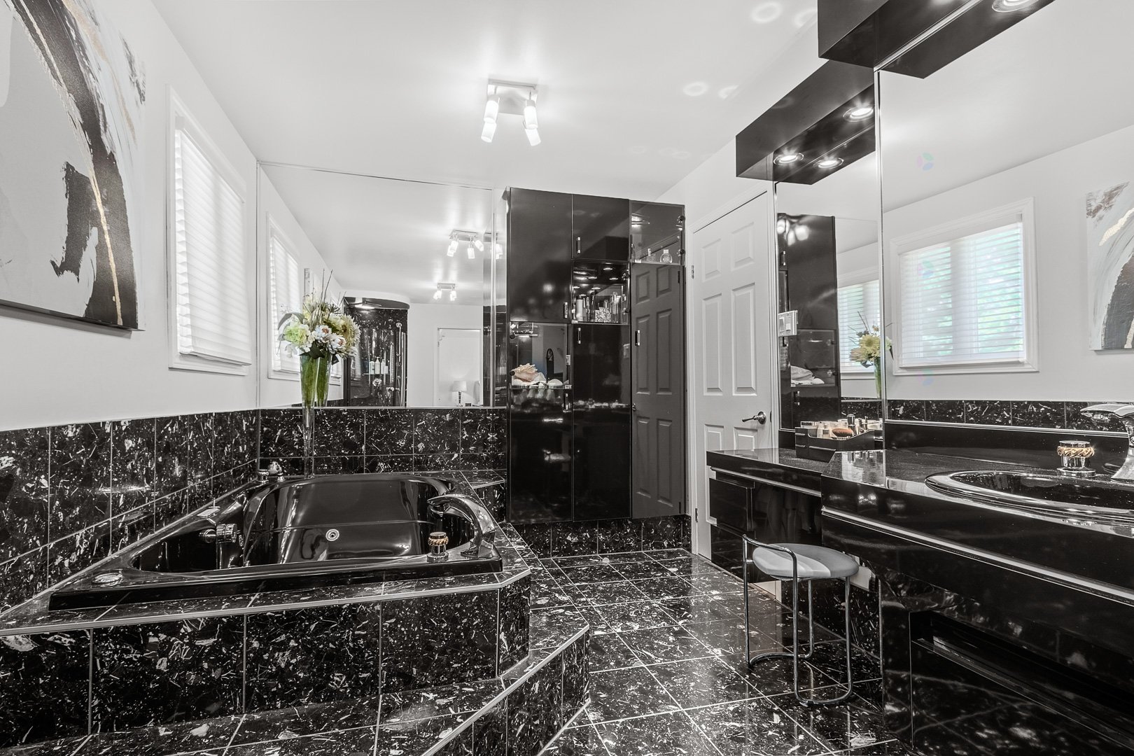 Salle de bains attenante à la CCP