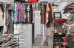 Walk-in closet