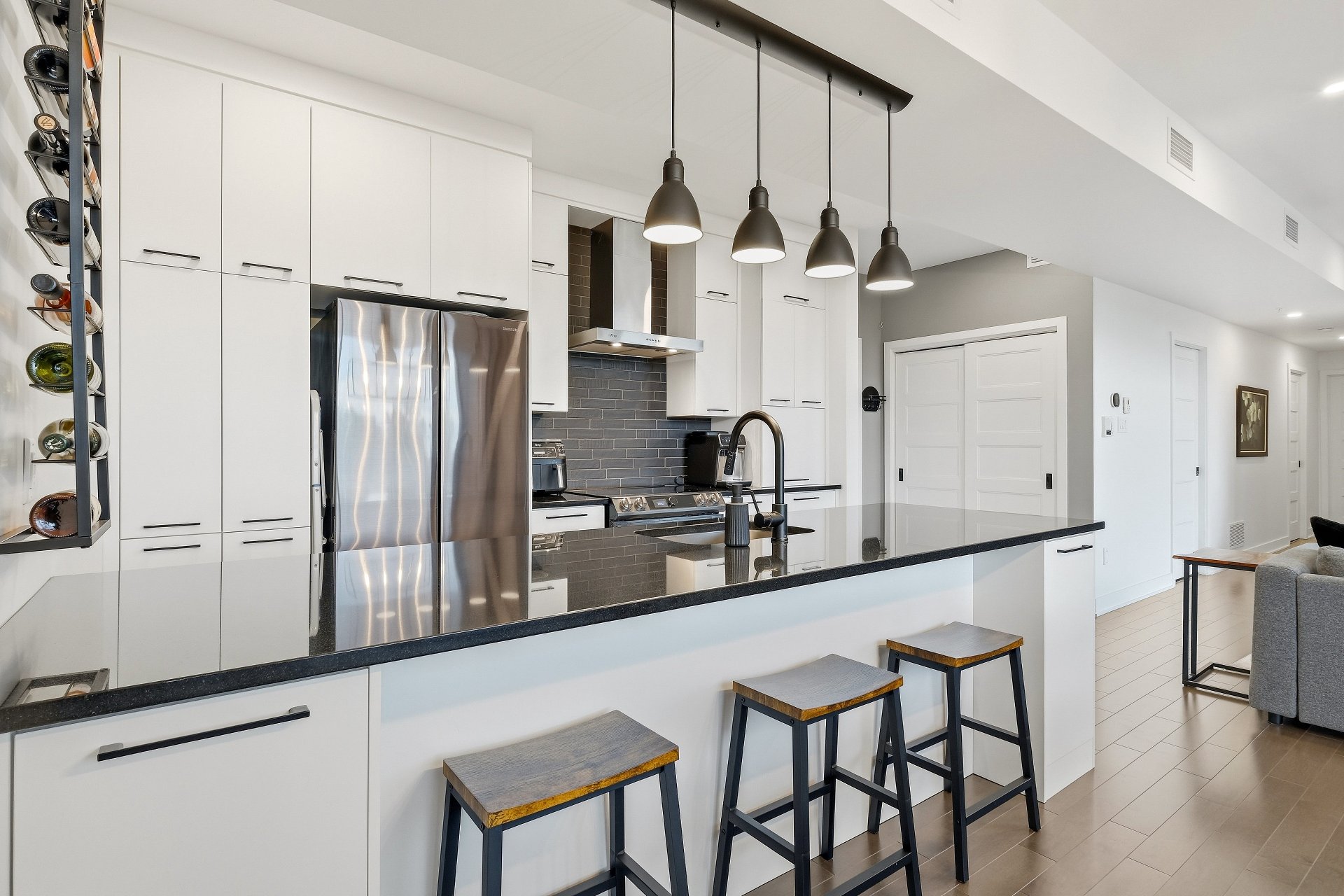 2020 Rue André-Labadie (#205) — photo 2