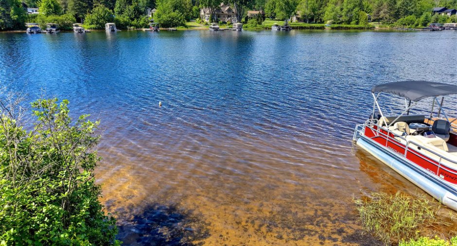 Accès au plan d'eau