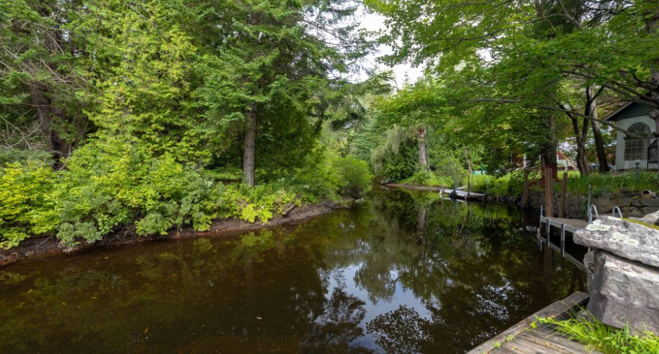 Accès au plan d'eau