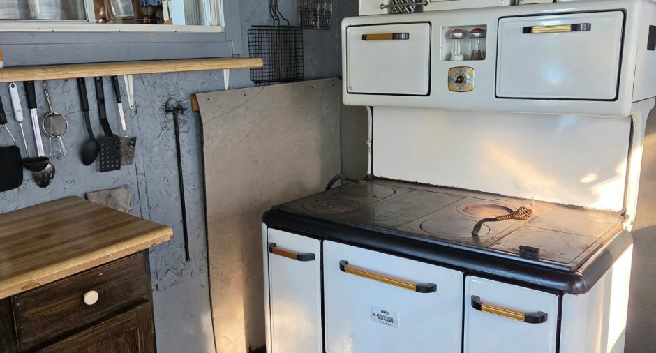 Kitchenette