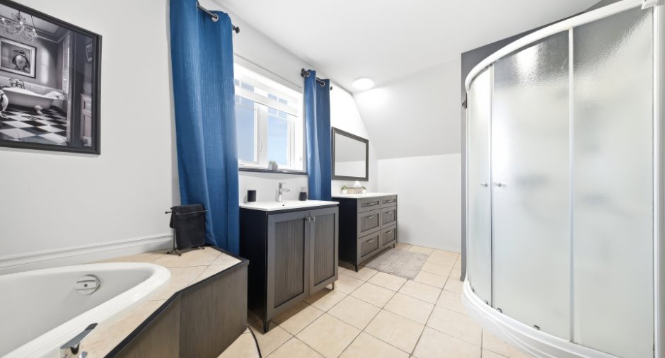 Salle de bains attenante à la CCP