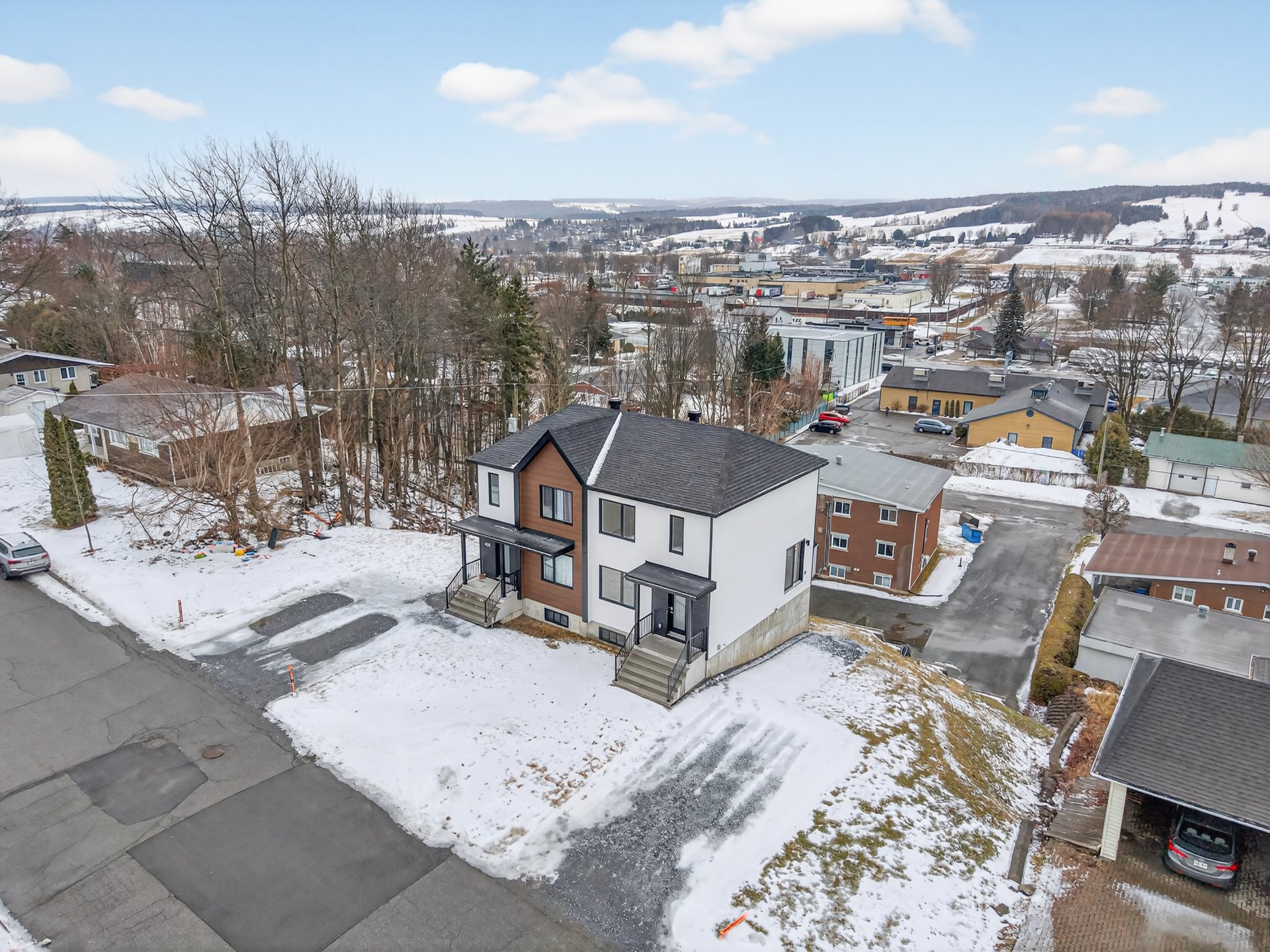 459 Rue Ste-Madeleine — photo 3