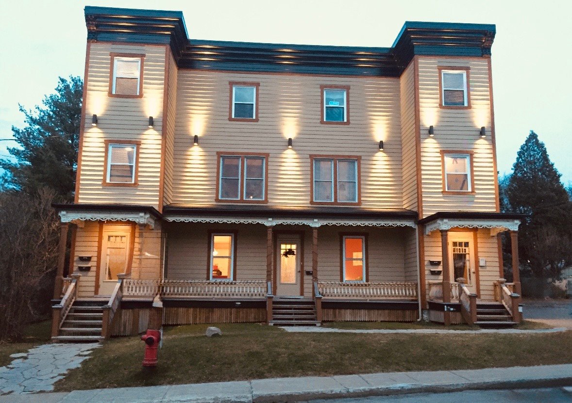 37-41 Rue St-Antoine — photo 1
