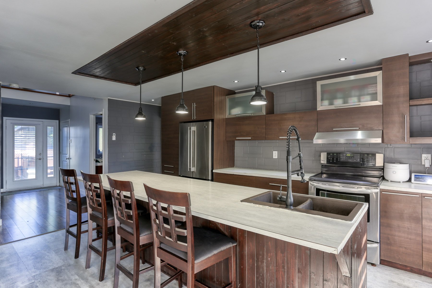 241 Rue De Montcalm — photo 3