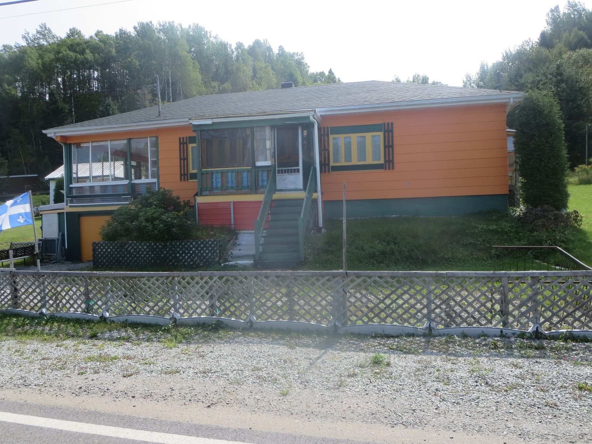 Maison de plain-pied à vendre, Rivière-Éternité