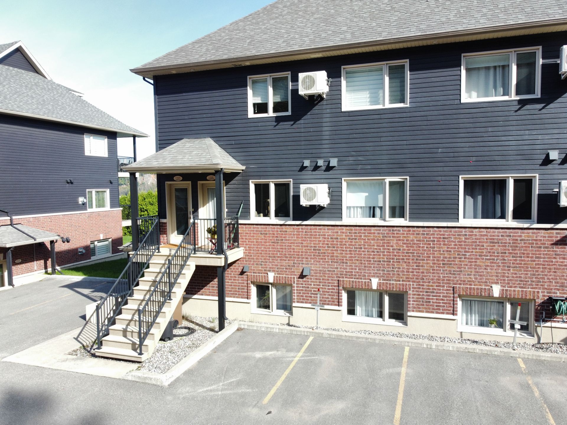 1201 Rue Germain — photo 3