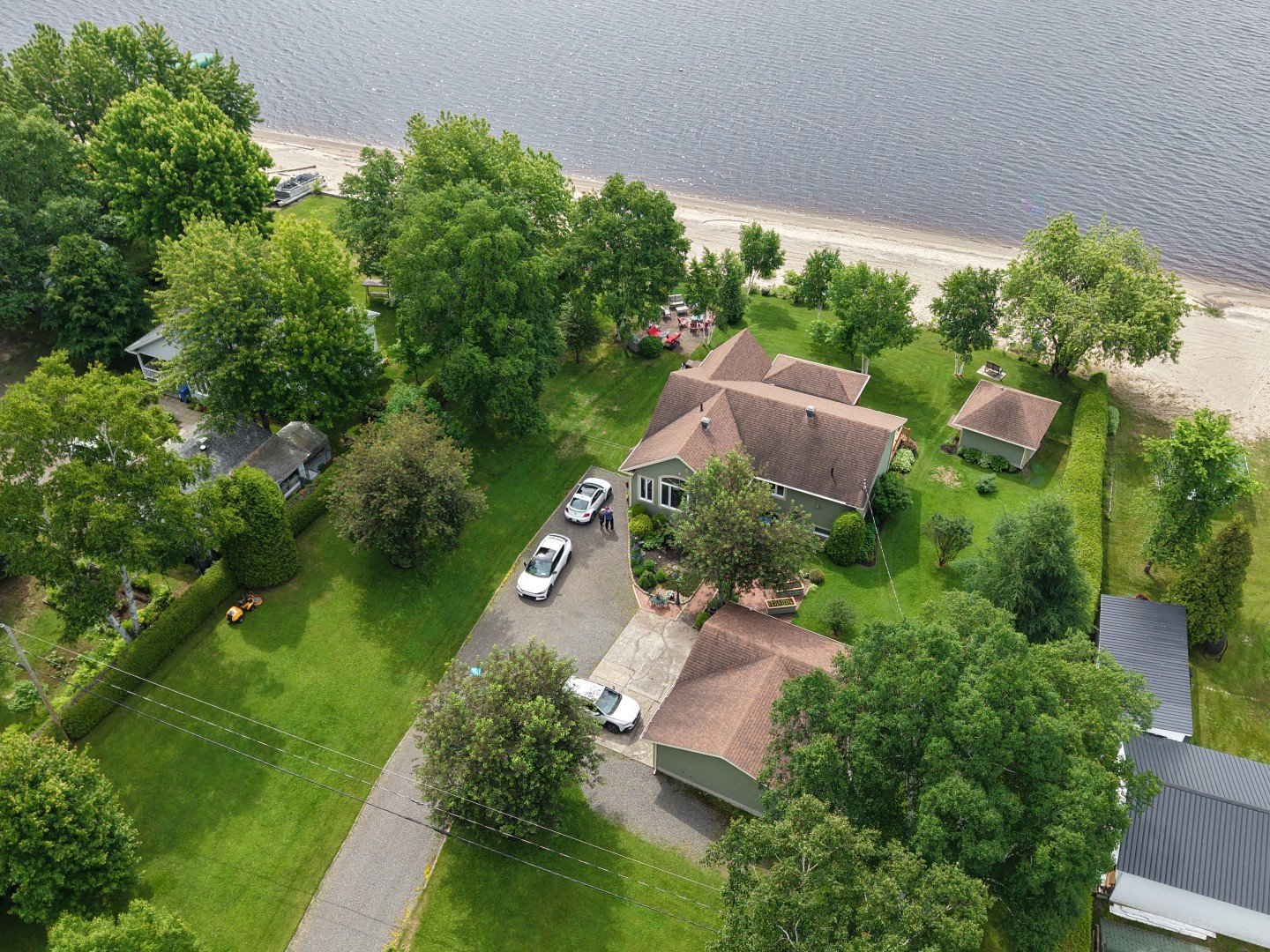 344 Rue Racine-sur-le-Lac — photo 1