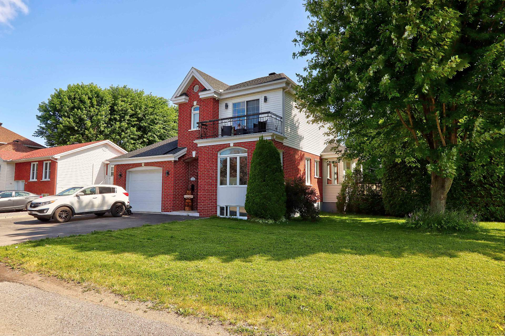 1844 Rue Pruneau — photo 3