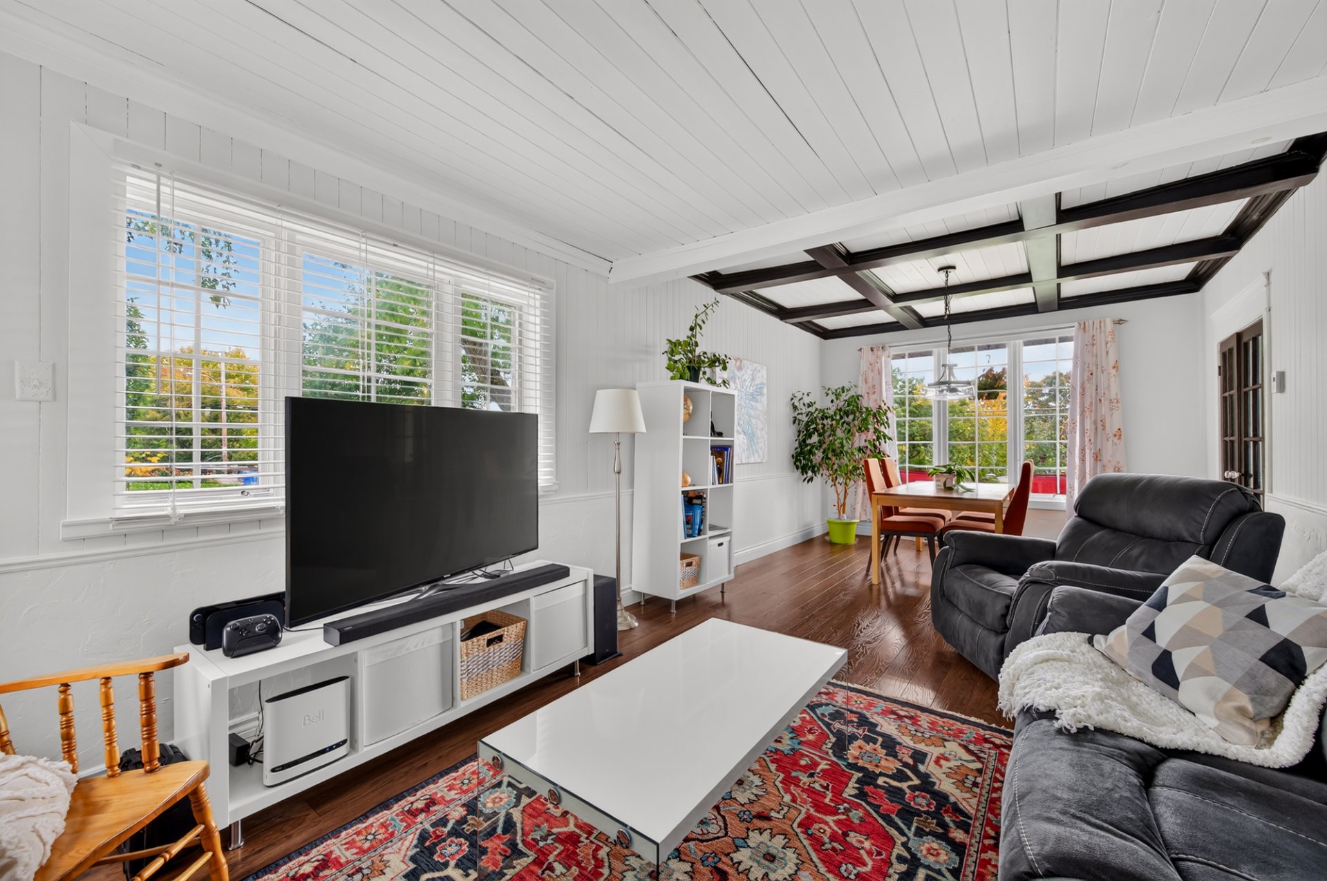 6971 Av. Royale — photo 3
