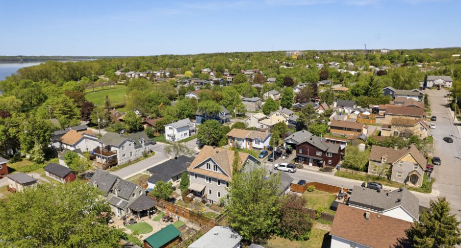 Aerial photo