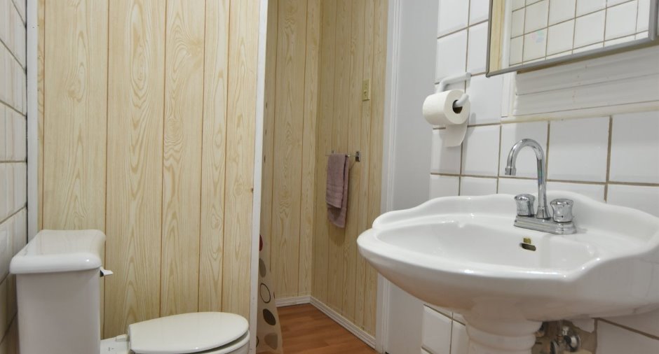 Salle de bains attenante à la CCP