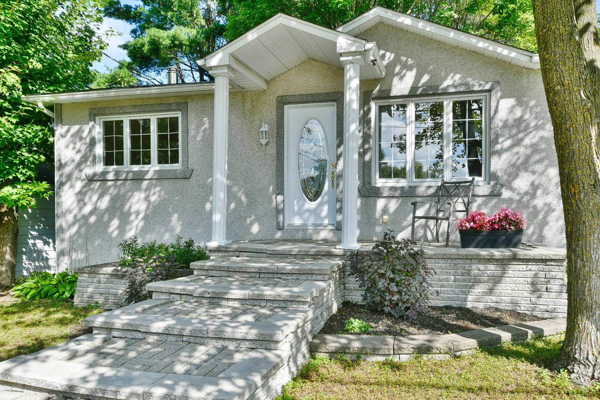 4505 Rue Galarneau — photo 3