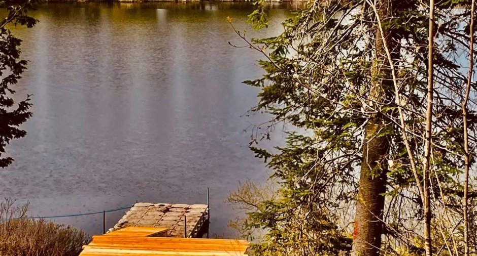 Accès au plan d'eau