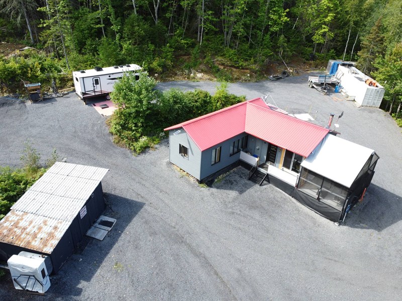 Chalet à vendre à Saint-Aimé-des-Lacs — 2, Ch. du Friche