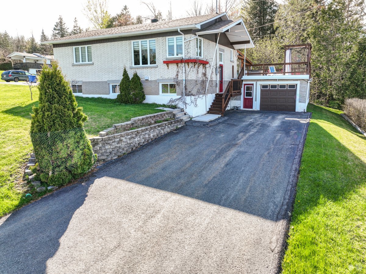 341 Rue Boutin — photo 3
